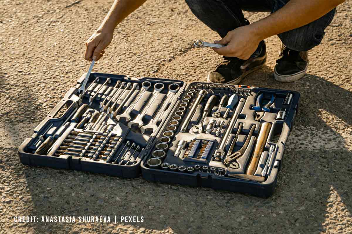 Tighten All Hardware